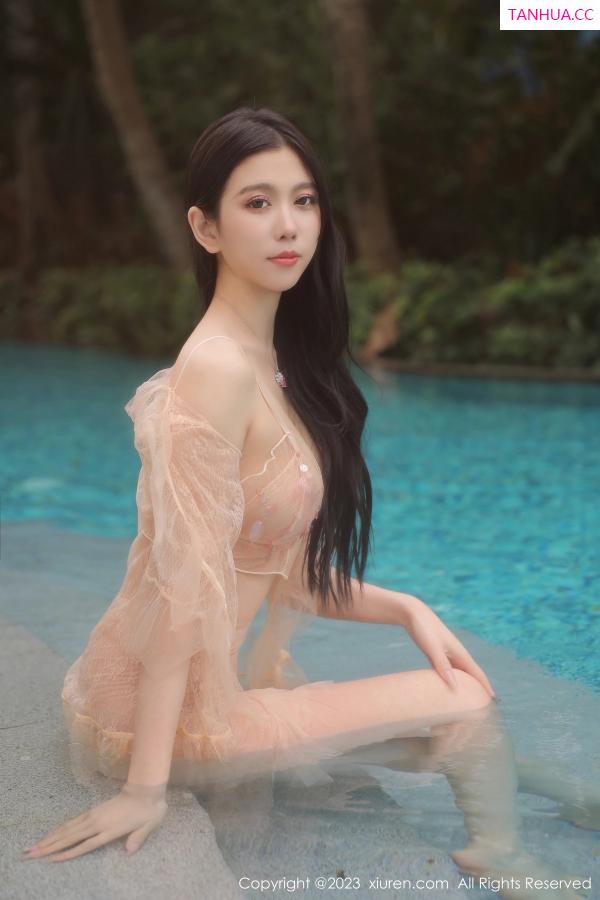 李雅柔  [XiuRen]高清写真图 2023.03.07 No.6370 李雅柔182CM 泳池美腿第7张图片